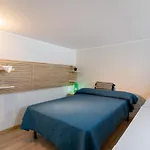 公寓 Guesthost - Lovely Flat In Front Of The