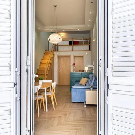 公寓 Guesthost - Lovely Flat In Front Of The