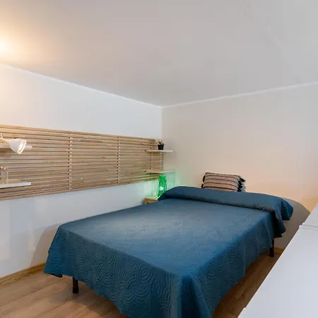 公寓 Guesthost - Lovely Flat In Front Of The